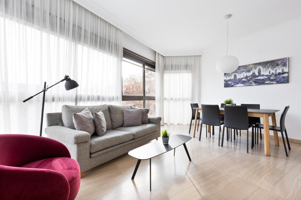 Stay U-Nique Apartments Sant Antoni II Barcelona Ngoại thất bức ảnh